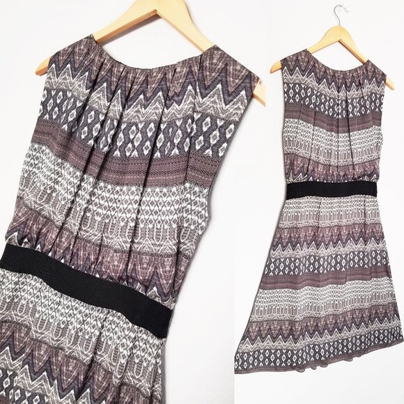 L'AGENCE Print Pleated Satin Fit & Flare Dress Size 6 Nordstrom $495 Aztec Silky - Picture 9 of 16